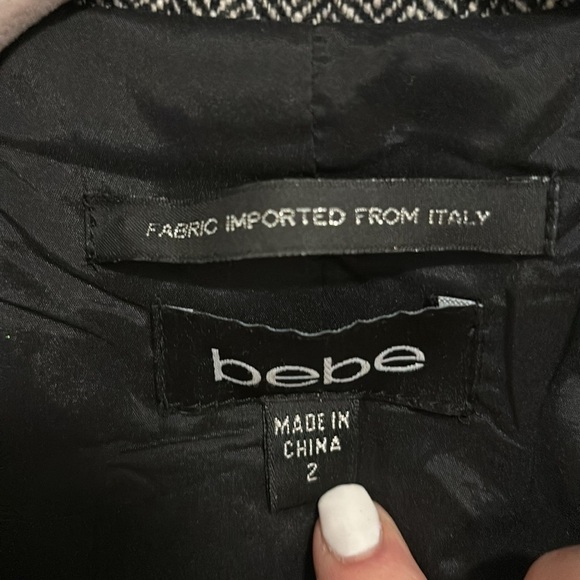 BEBE cropped jacket with zipper, small black and white stripes, warm - Picture 2 of 2